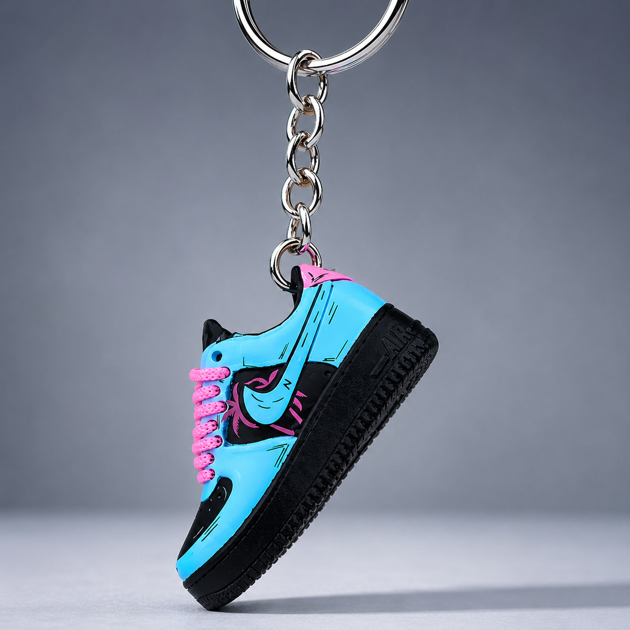 Schlüsselanhänger Nike Air Force 1 Blau/Schwarz – 3D Mini Sneaker Miami Vice Style | Geschenkidee