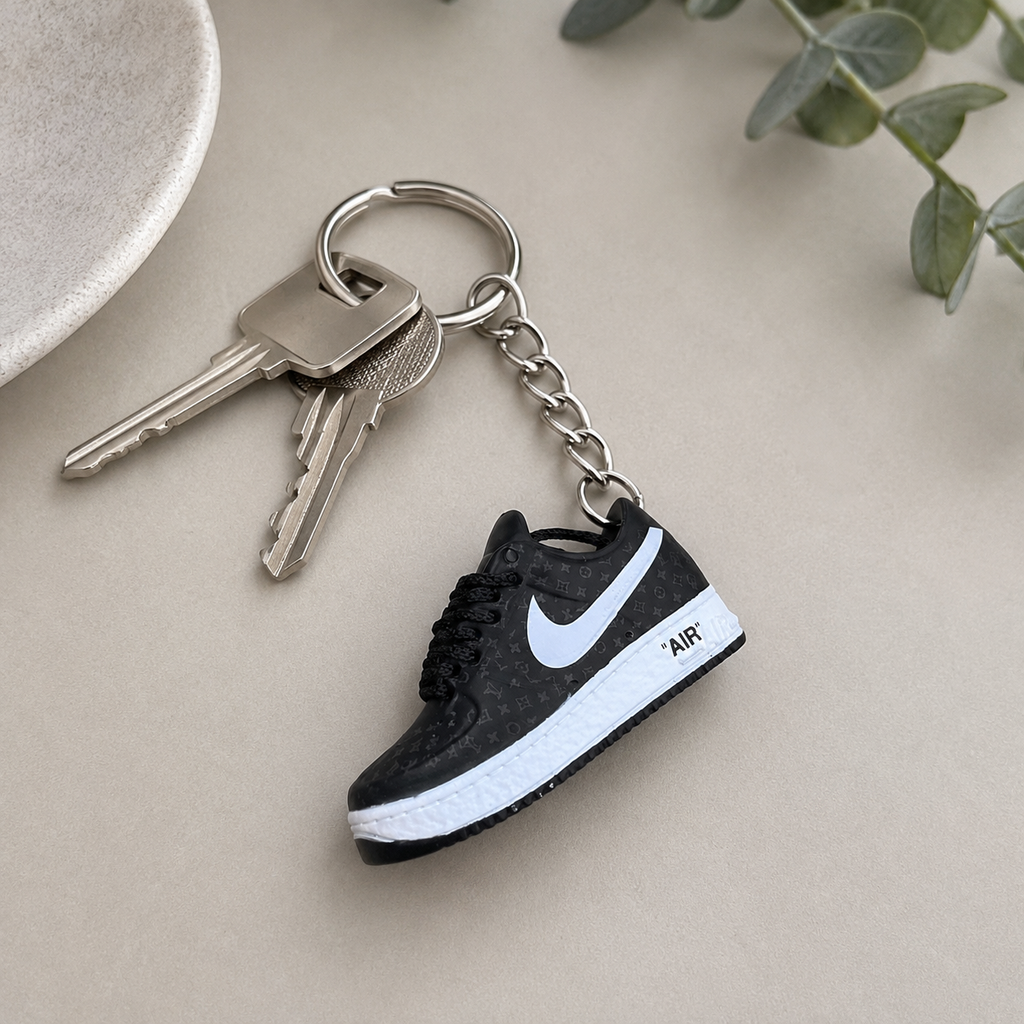 Schlüsselanhänger Nike Air Force 1 x Louis Vuitton Schwarz – 3D Mini Sneaker | Geschenkidee