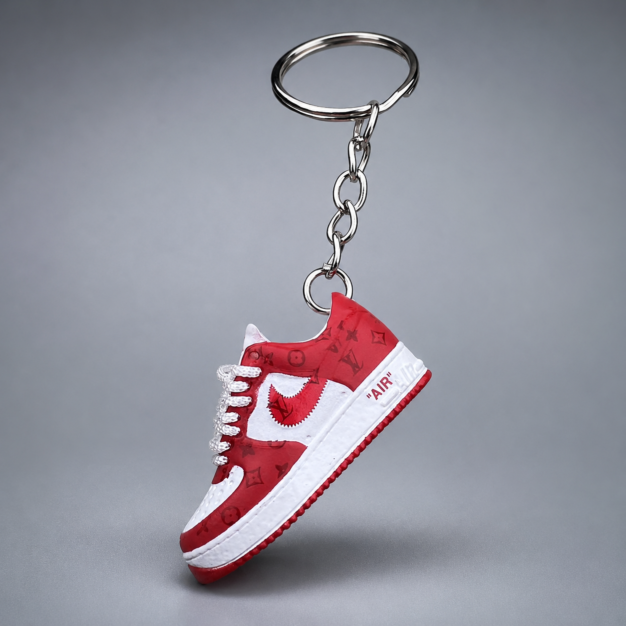 Schlüsselanhänger Nike Air Force 1 x Louis Vuitton Rot/Weiß – 3D Mini Sneaker | Geschenkidee