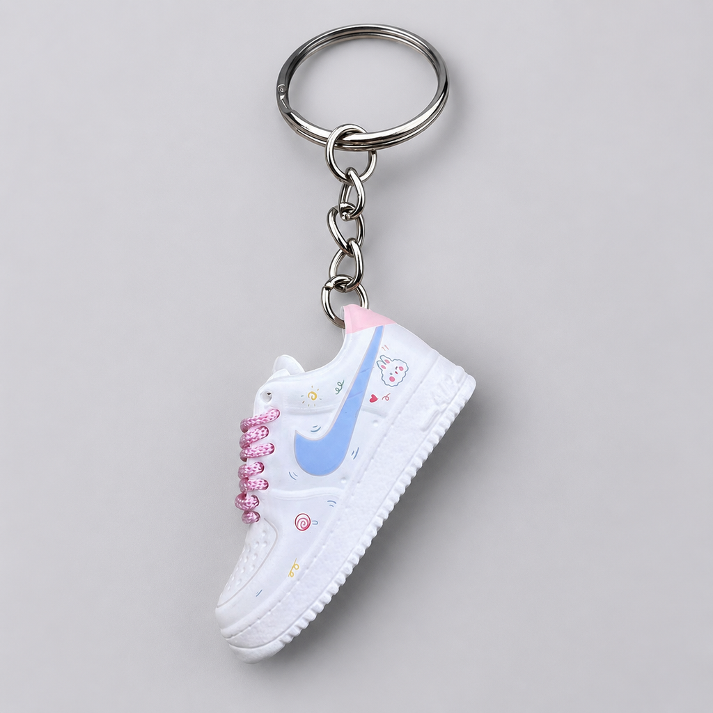Schlüsselanhänger Nike Air Force 1 Weiß/Blau Kawaii – 3D Mini Sneaker | Geschenk für Freundin