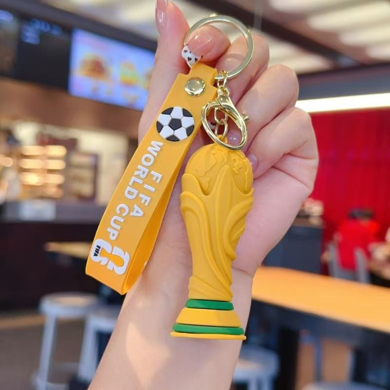 FIFA World Cup 2026 Schlüsselanhänger – 3D Maskottchen & WM Pokal Anhänger