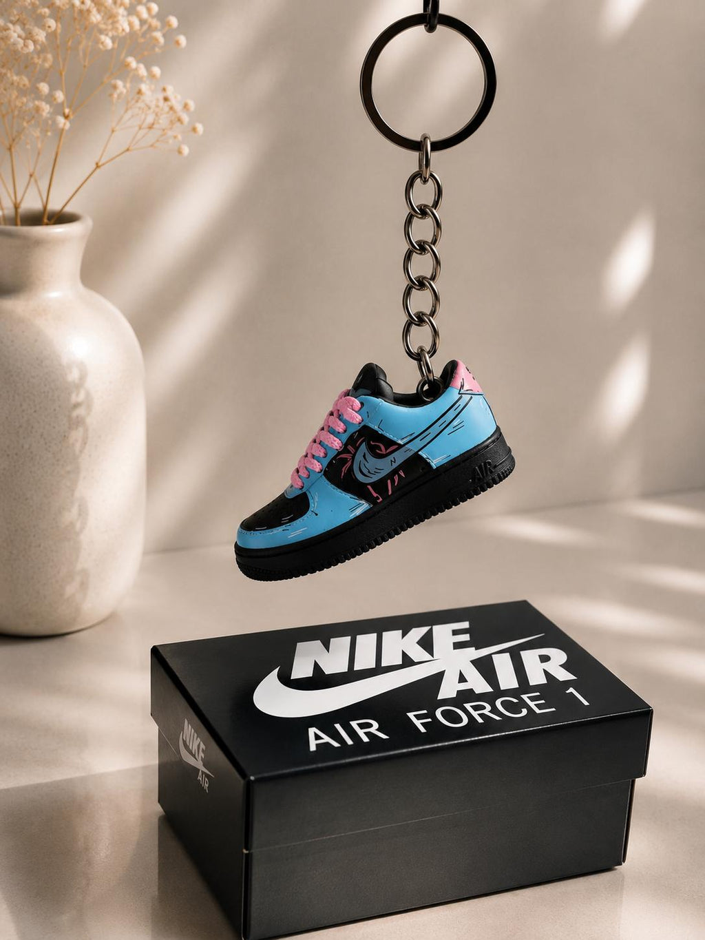 Schlüsselanhänger Nike Air Force 1 Blau/Schwarz – 3D Mini Sneaker Miami Vice Style | Geschenkidee